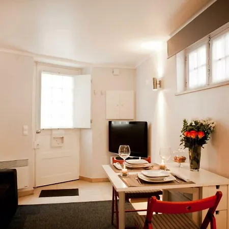 Bica Little House Apartment *