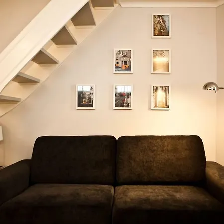 Bica Little House Apartment Lisbon